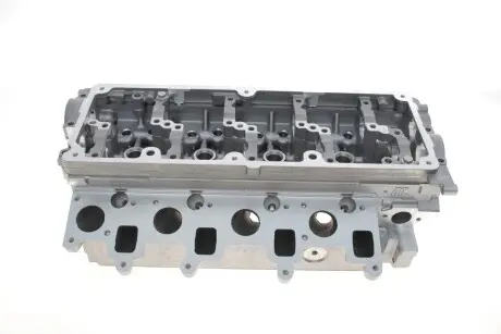 Головка блоку циліндрів VW Crafter 30-35/30-50 2.0 TDI 11-16 AMC 908728