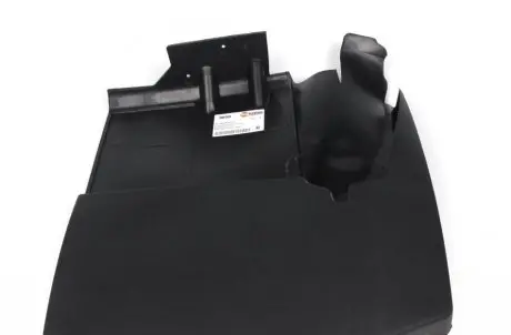 Бризговик задній, правий AUTOTECHTEILE 100 8850