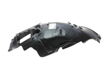 Підкрильник (передній) BMW 4 (F32/F33/F36) 12-19 (R) AUTOTECHTEILE 7015190