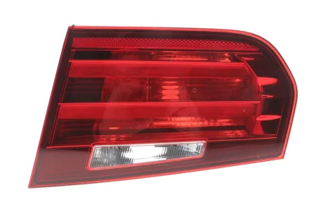 Ліхтар стопа, лівий AUTOTECHTEILE 701 6304