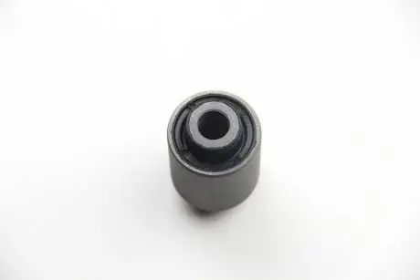 Сайлентблок переднього важеля Subaru Legasy/Impresa/Forester 03- (спереду) BCGUMA BC2504