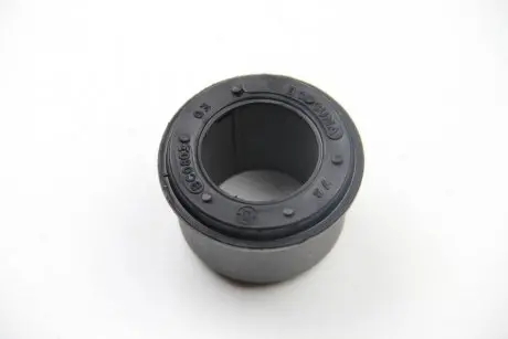 Сайлентблок важеля перед Daily 59C 90>06 (метал.) (верх. зад.) 37mm BCGUMA BC0803