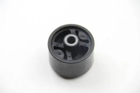 Подушка двигуна зад. BCGUMA BC1216