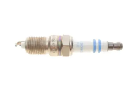 Свічка запалювання Chevrolet Silverado 99-/Hummer H2 6.0 02- BOSCH 0242225611