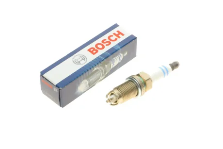 Свеча зажигания FGR6HQE0 NICKEL (VAG) BOSCH 0 242 240 590