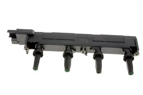 Котушка запалювання Fiat Scudo/Peugeot Expert 2.0 00-06 BOSCH 098622A206