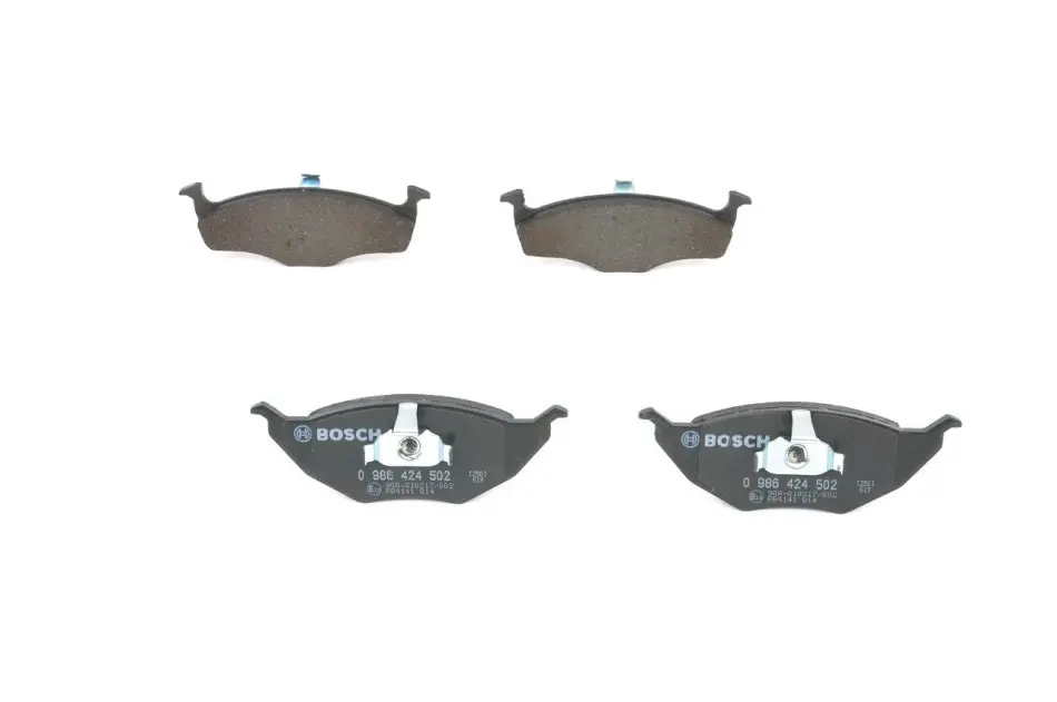 Комплект тормозных колодок BOSCH 0986424502 (фото 1)