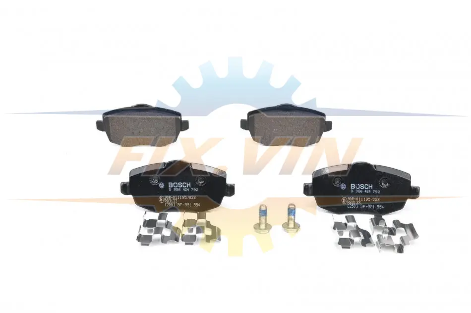 Комплект тормозных колодок BOSCH 0986424792 (фото 1)