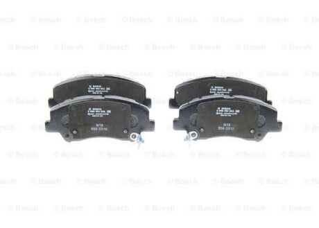 Гальмівні колодки дискові HYUNDAI/KIA Accent/Solaris/i20/Rio \'\'F \'\'1,0-1,6 \'\'10>> BOSCH 0986494563