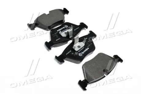 Колодка торм. диск. BMW 3 (E46), 5 (E39) передн. (пр-во) BREMBO P06065