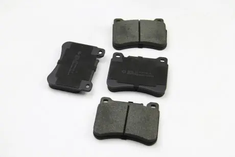 Гальмівні колодки пер. MB W203 00-07 (brembo) BREMSI BP3265