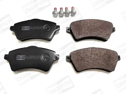 Колодки тормозные дисковые передние Nissan Navara (15-)/ Land Rover Freelander I CHAMPION 573102CH