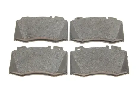 Гальмівні колодки дискові MERCEDES C(W203,C203)/E(W211) "F "00-11 Delphi LP1828