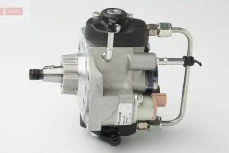 Паливний насос common rail DENSO DCRP301250