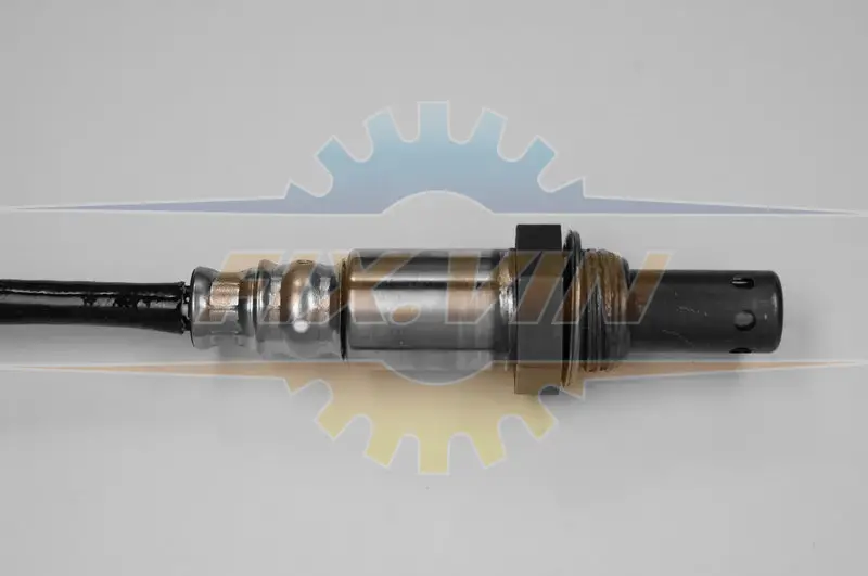 Лямбда-зонд (кількість дротів 4, 630мм) VOLVO S60 I, V40, V50, XC90 I BMW 5 (F10), X3 (F25) CHEVROLET EPICA DAIHATSU CUORE VI, SIRION FIAT SEDICI HONDA CIVIC VI, CIVIC VII 1.0-4.4 07.90- DENSO DOX0288 (фото 1)