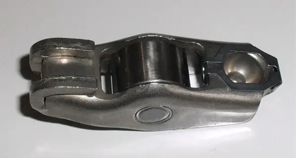 Коромисло клапану NISSAN/OPEL/RENAULTQashqai/Vivaro/Trafic 2.0DCi "05>> FRECCIA RA06940 (фото 1)