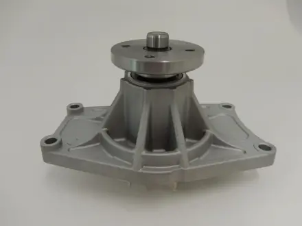 Насос водяний Hyundai HD 72/78 3.9 (D4DD/DB) (GWHY206A) GMB GWHY-206A
