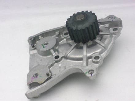 Насос водяной MAZDA GMB GWMZ-32A