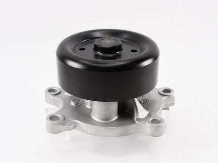 Насос водяной Nissan Juke 1.6 10-/14-/ Qashqai 2.0 14-/ X-Trail 14- GM GMB GWN116A