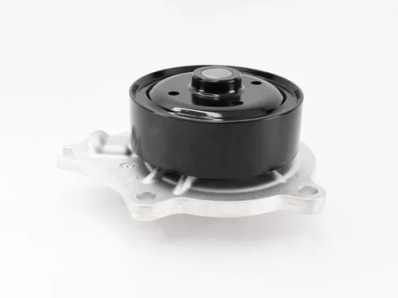 Насос водяний Lexus GS/IS/NX/RC/RX 2.0 15-/17- GMB GWT163A