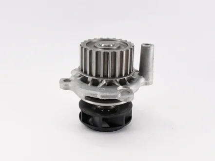 Насос водяний Audi A3 2.0 04-13/ A4 2.0 04-09/ VW Golf 2.0 04-09/ Passat 2.0 05-10  GMB GWVW17A