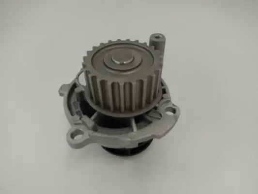 Насос водяний Audi A3 1.6/1.8 96-12/ A4 1.6/1.8 94-04/ VW Golf 1.6/1.8 97-08 GMB GWVW24A (фото 1)
