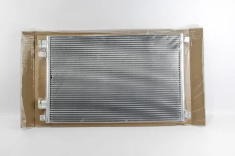 Радіатор кондиціонера Renault Megane II/Scenic II 1.4-2.0/1.5D/1.9D 02- GOODREM RH0017