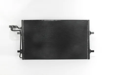 Радіатор кондиціонера VOLVO C30/S40/V50 1.6-2.0 04-12 GOODREM RH0022