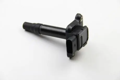Котушка запалення A6/A8/OCTAVIA/GOLF 1.8/3.7/4.2 96-10 HELLA 5DA193175-981