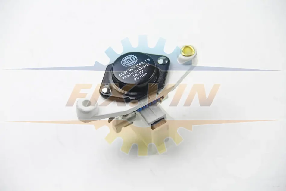 Регулятор генератора MB/VAG 14V (28mm) HELLA 5DR004241-131 (фото 1)