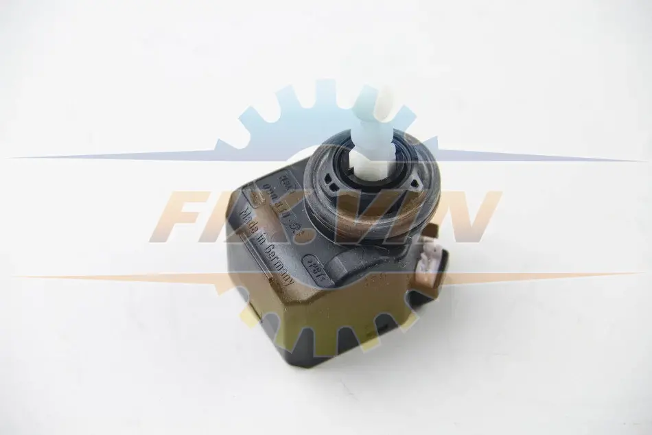 Коректор фари A3/A6/ASTRA/SPRINTER 01- HELLA 6NM008830-601 (фото 1)