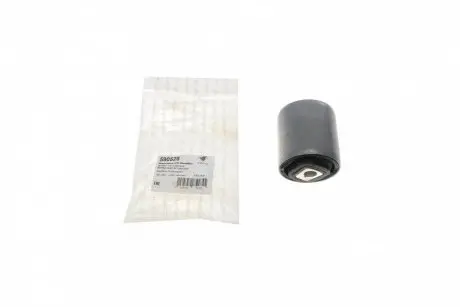 Сайлентблок рычага переднего BMW 5 (F07), 7 (F01-F04) (08-15) Hutchinson HUTCHINSON 590528