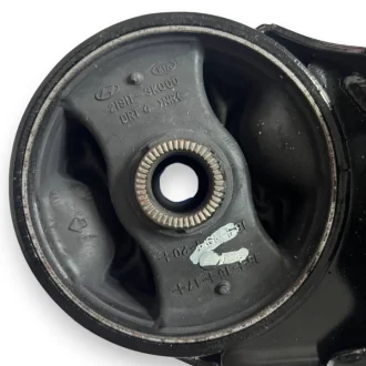 Опора двигуна передня Hyundai Sonata 07-10 (Mobis) HYUNDAI/KIA/MOBIS 21910-3K000