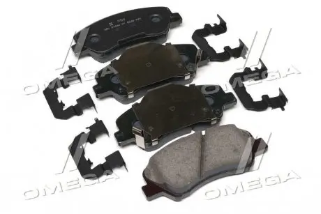 Колодки гальмівні дискові передні Hyundai Accent 11- (вир-во Mobis) HYUNDAI/KIA/MOBIS 581011RA10