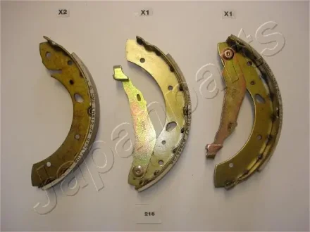 Комлект тормозных накладок JAPANPARTS GF216AF