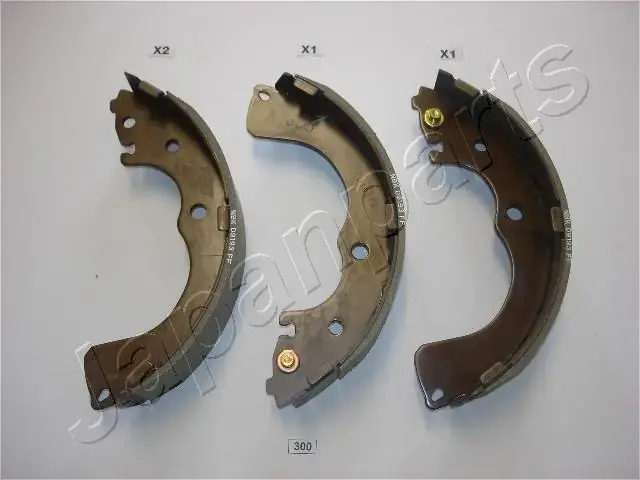 Комлект тормозных накладок JAPANPARTS GF300AF (фото 1)