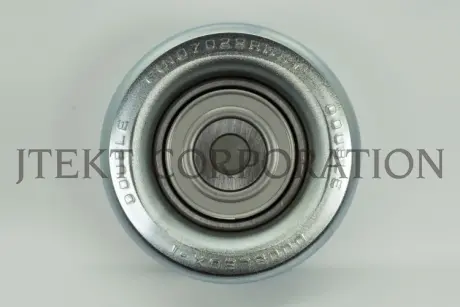 Ролик 70х33 TOYOTA LAND CRUISER 02- HILUX 05-4 RUNNER 02- (вир-во KOYO) Ролик обвідний приводного ременя Діаметр: 70 мм Ширина: 33 мм Код двигуна 1GR-FE 2TR-FE 2GD-FTV 1GD-FTV 1TR-FE 7GR-FKS JTEKT PU107029RMXY