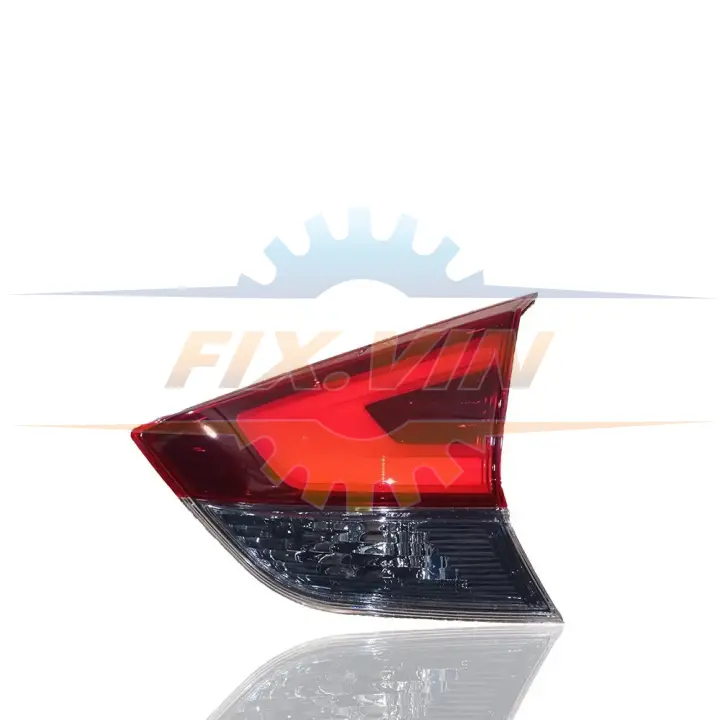 Фонарь задний правый (внутренний) LED USA Nissan Rogue 17-20, шт КИТАЙ 265506FL5A (фото 1)