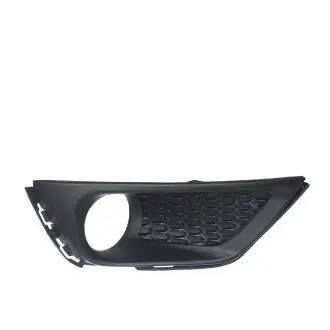 Решетка противотуманки правая Jeep Compass 17-20, шт КИТАЙ 5UP96RXFAB