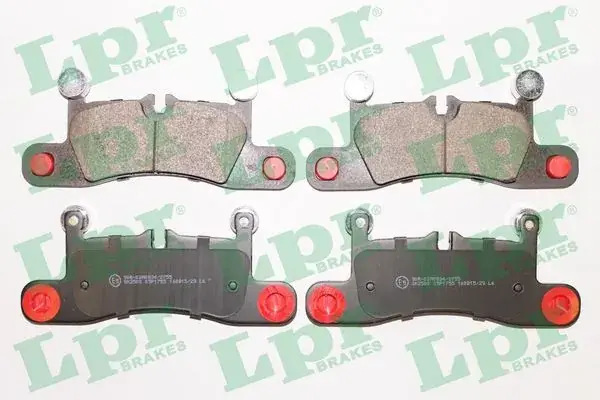Комплект тормозных колодок, дисковый тормоз LPR 05P1755 (фото 1)