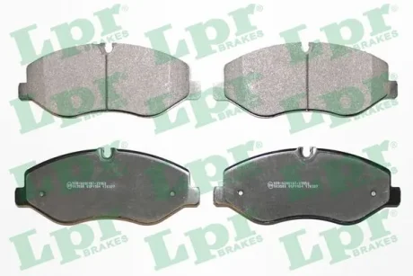 Комплект тормозных колодок, дисковый тормоз LPR 05P1904