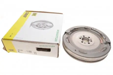 Маховик MITSUBISHI GRANDIS, LANCER VIII, LANCER VIII, 05- LuK 415044110