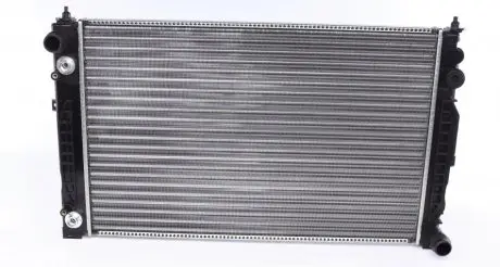 Радіатор охолодження двигуна A4/A6/Passat 95-08 2.5-2.8 MAHLE / KNECHT CR 648 000S