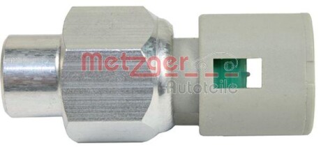 Датчик тиску оливи METZGER 0910092