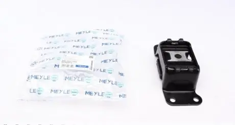 Опора диференціалу MEYLE 300 333 1106