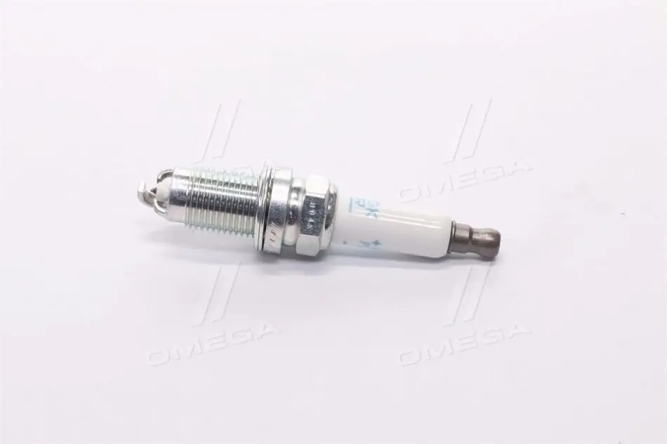 Свічка запалювання audi a4 2.0 fsi,vw golf v 2.02- seat altea skoda octavia 2.0 NGK PZFR5N-11T (фото 1)