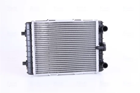 Радіатор охолодження NISSENS 606645