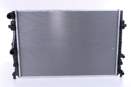 Радіатор охолодження NISSENS 606723