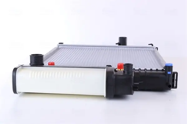 Радіатор охолодження двигуна First Fit NISSENS 60709A (фото 1)
