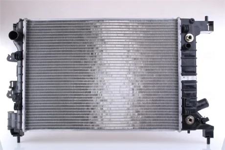 Радiатор NISSENS 61696